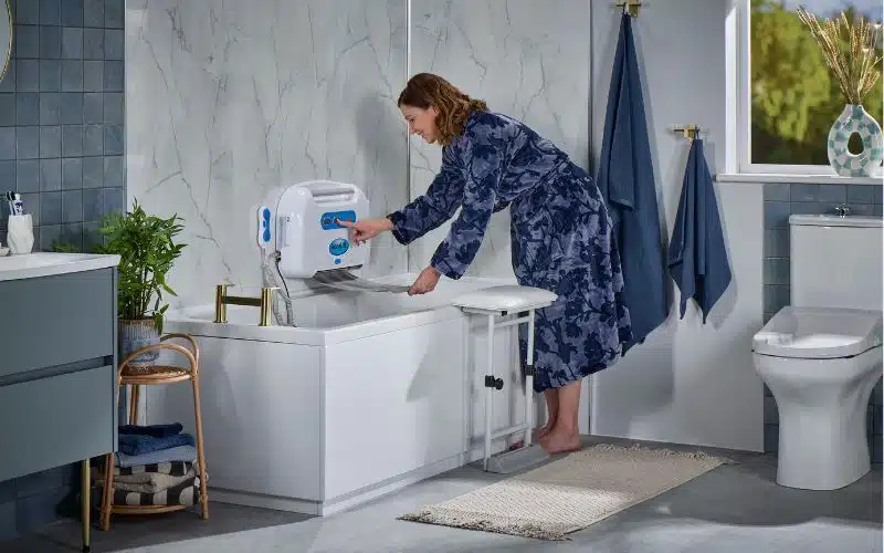 Easily Retractable